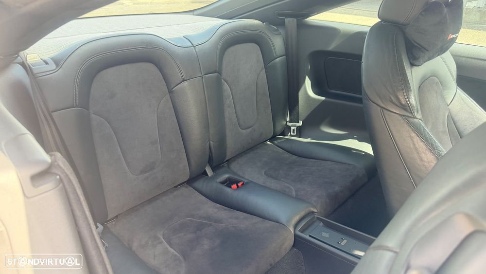 Audi TT Coupé 2.0 TDI quattro - 4