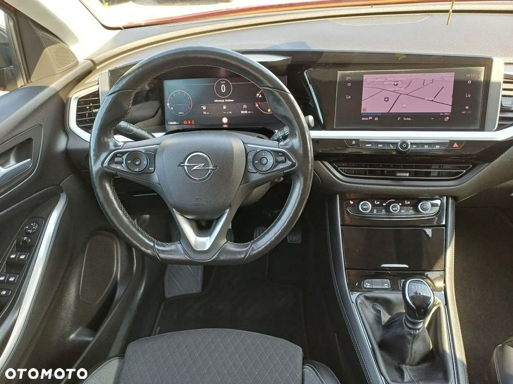 Opel Grandland X 1.2 Start/Stop Business INNOVATION - 28