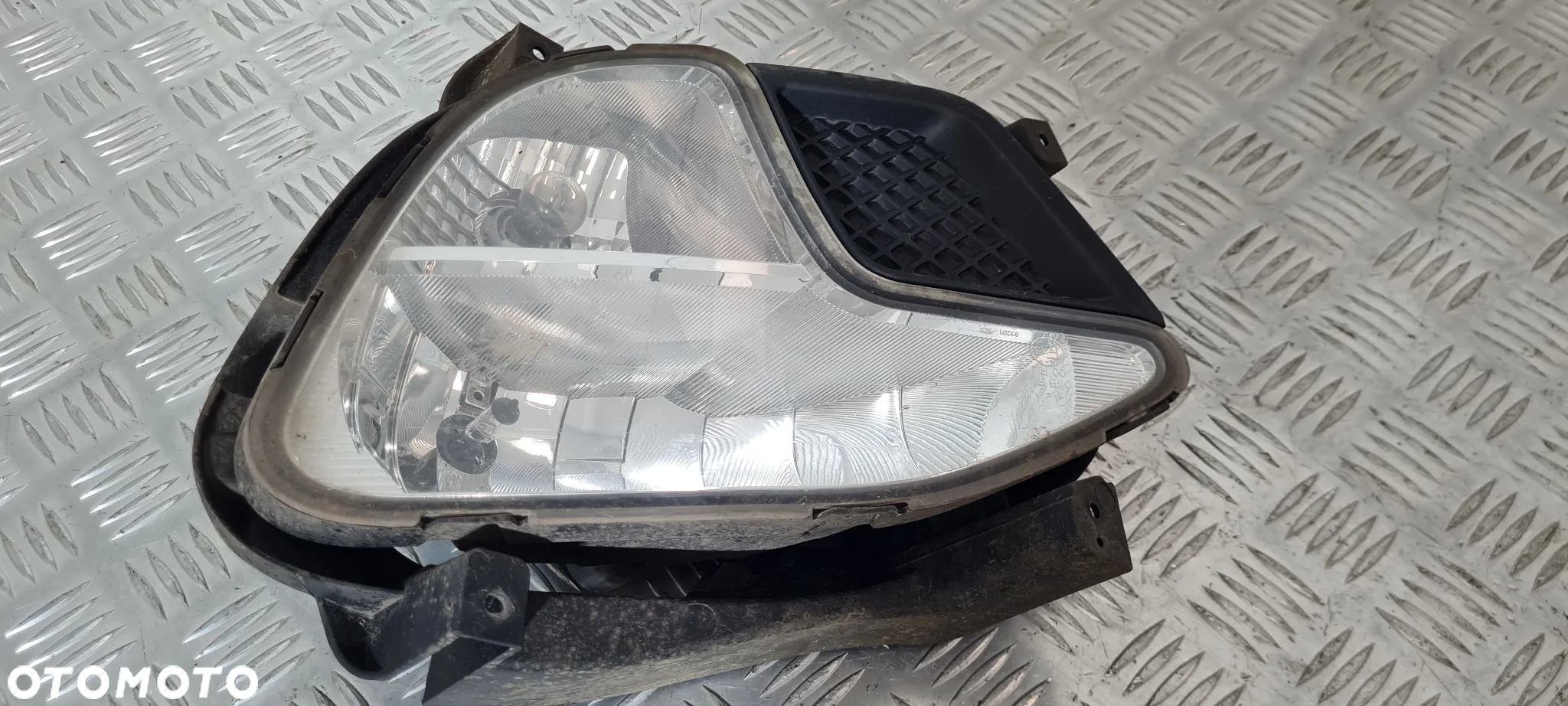 Ssangyong Actyon Sports II Halogen Lewy Prawy Przód - 2