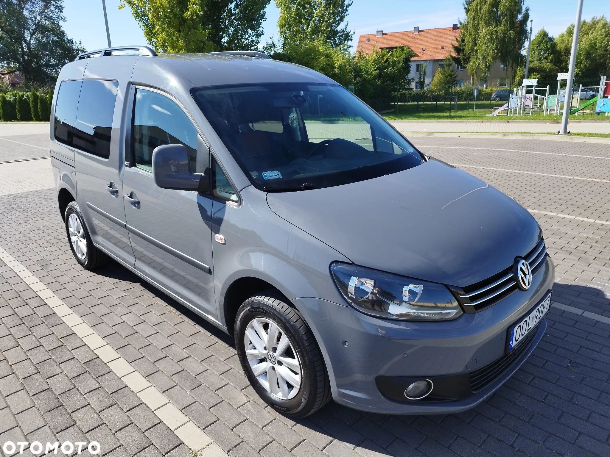 Volkswagen Caddy 1.6 TDI Highline - 1