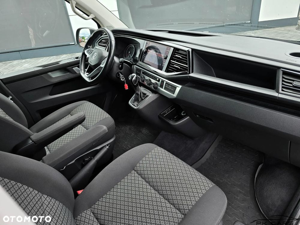 Volkswagen Multivan - 21