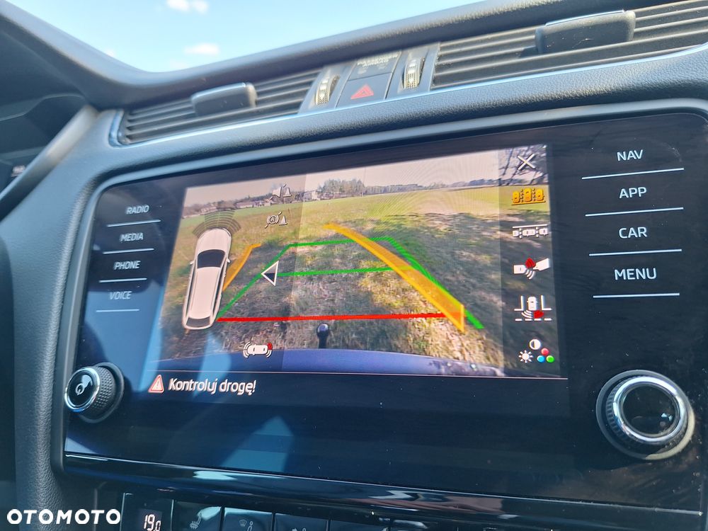 Skoda Octavia 2.0 TDI 4x4 Joy DSG - 8