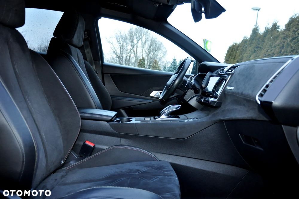 DS Automobiles DS 7 Crossback 2.0 BlueHDi Performance Line + - 36