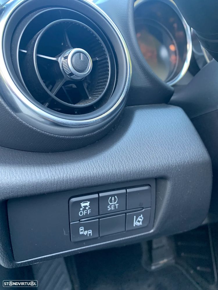 Mazda MX-5 MZR 1.5 Sky.Excellence P.Sport Navi - 8