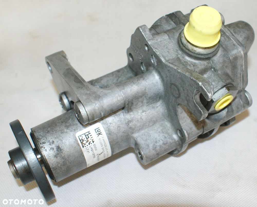 POMPA WSPOMAGANIA BMW E70 X5 3.0SI 6781004 - 7