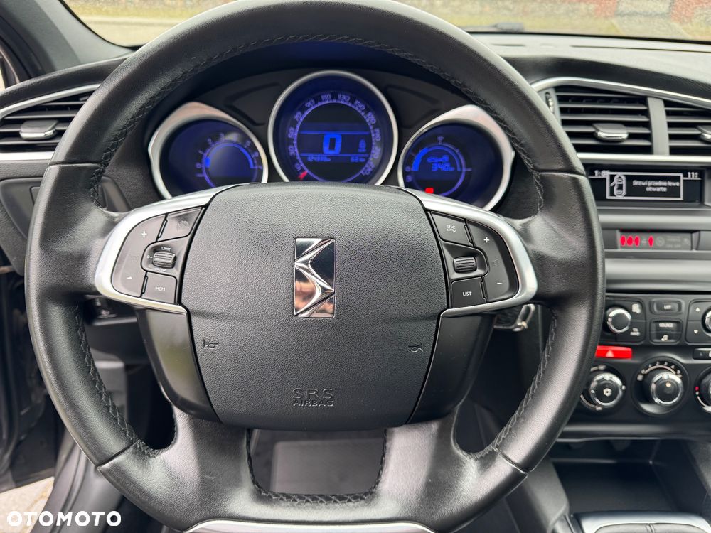 Citroën DS4 e-HDi 115 Chic - 21