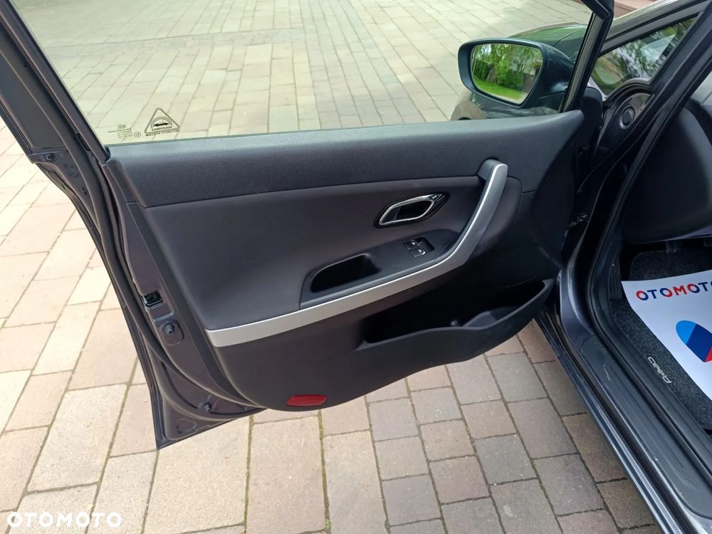 Kia Ceed 1.6 CRDi L - 26