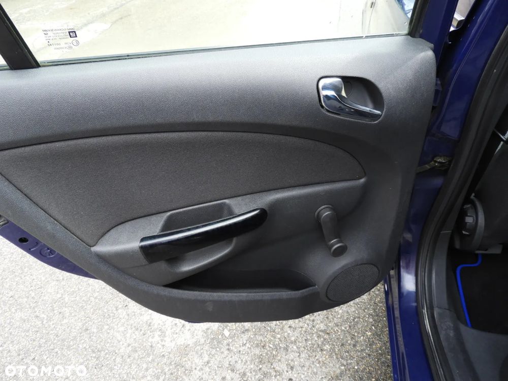 Opel Corsa 1.3 CDTI Enjoy - 26