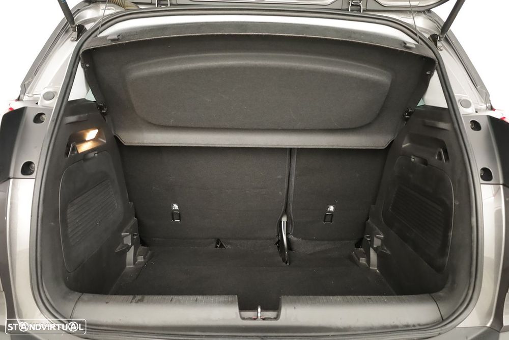 Opel Crossland X 1.2 120 Anos - 23