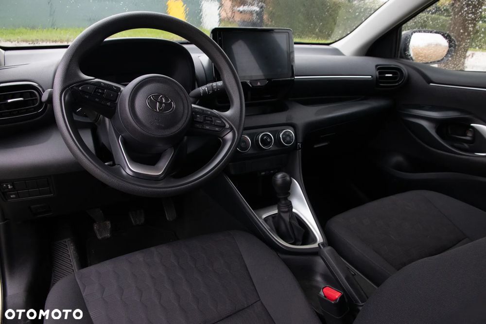 Toyota Yaris 1.5 Comfort - 10