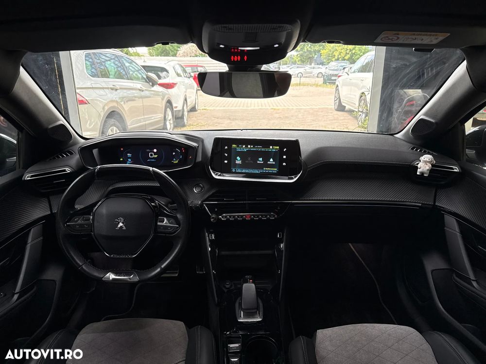 Peugeot 208 e-208 GT-Line - 17