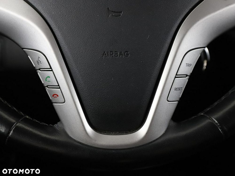 Hyundai ix20 1.4 blue Space - 30