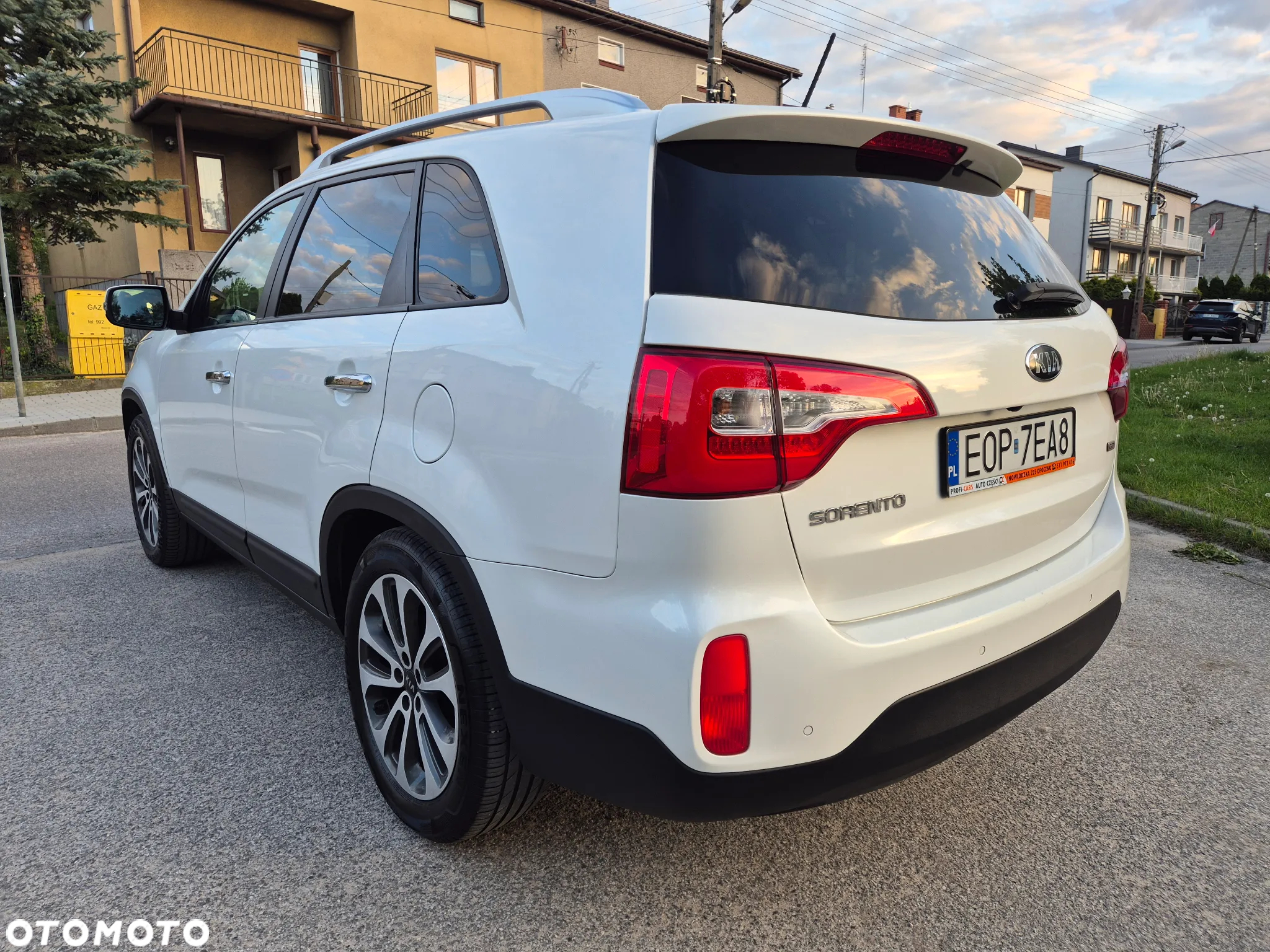 Kia Sorento - 2