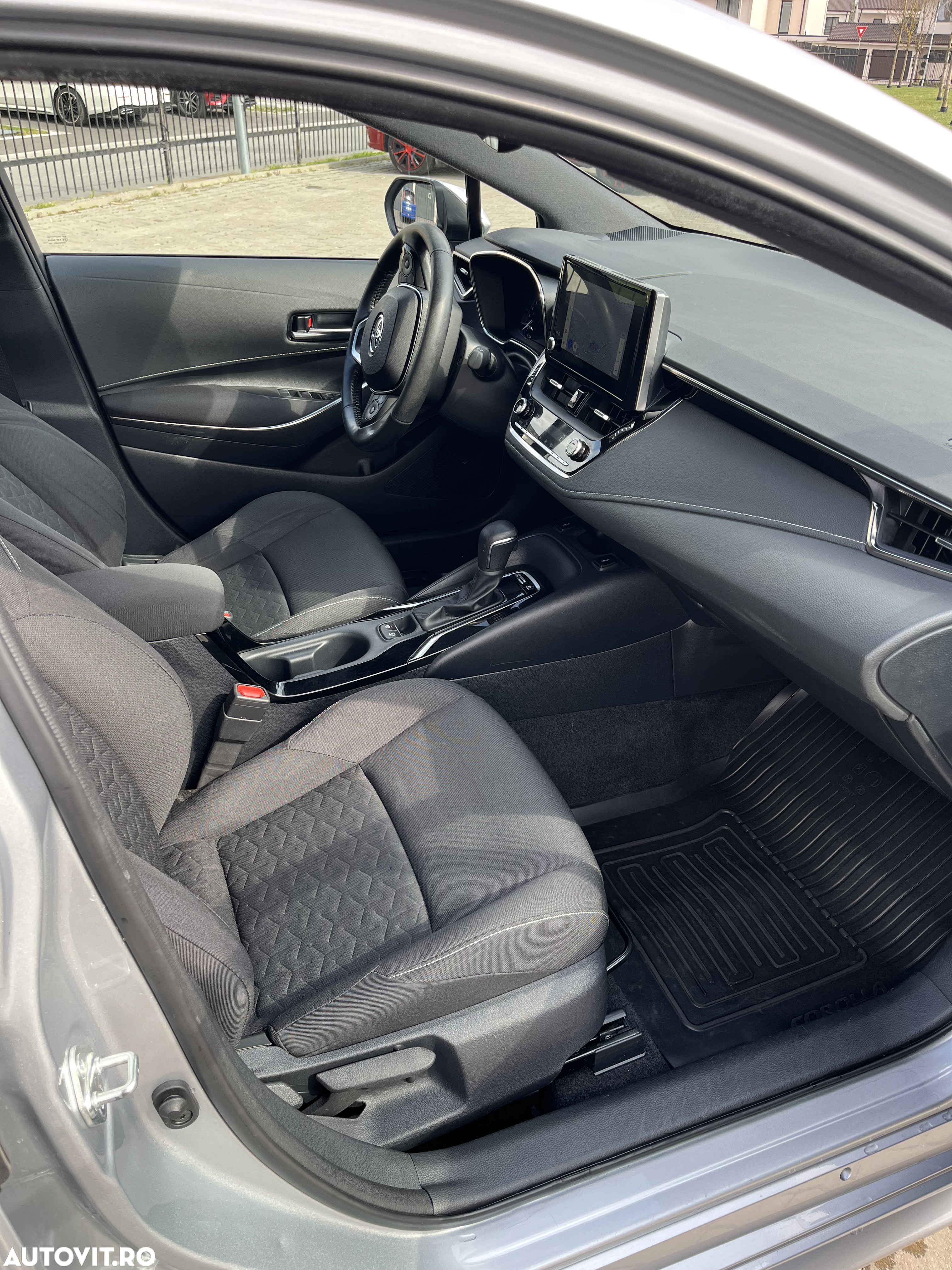 Toyota Corolla - 8