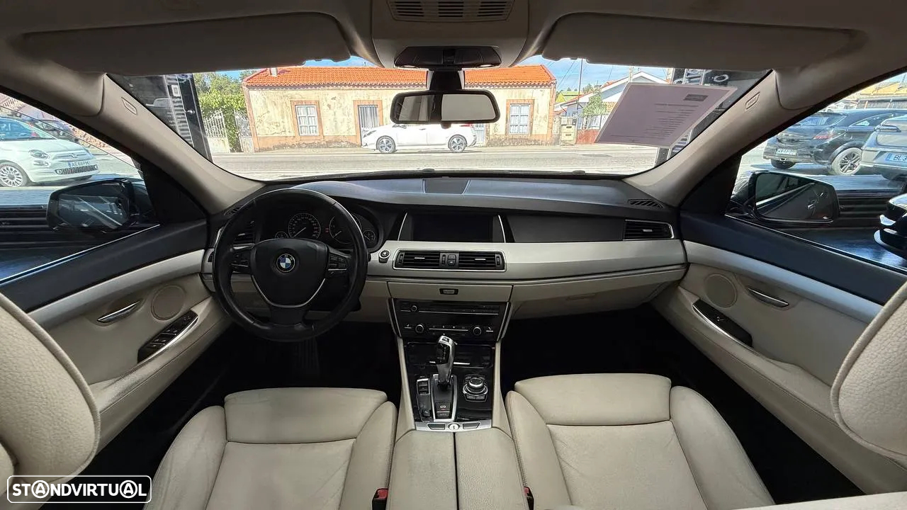 BMW 530 Gran Turismo d xDrive - 22