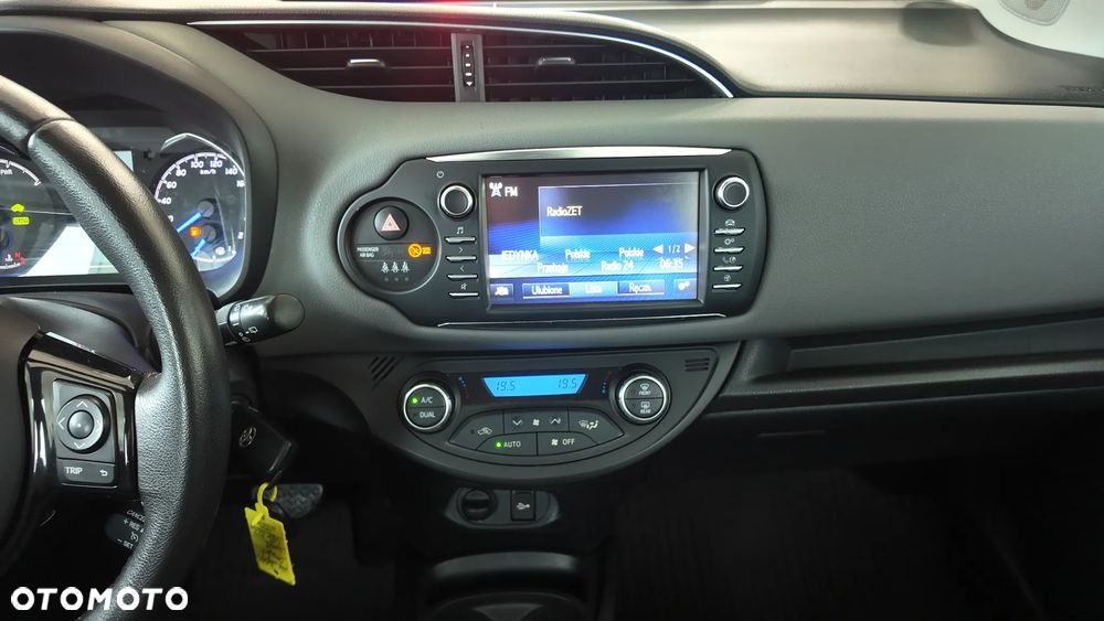 Toyota Yaris 1.5 VVT-i Style Selection - 23