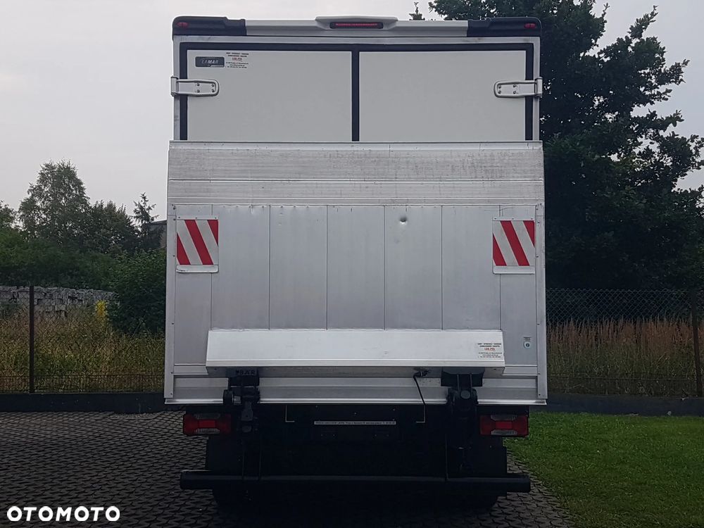 Iveco DAILY 70-180 WINDA 8EP KONTENER 4,39x2,20x2,20 IZOTERMA KLIMA 7TON BLIŹNIAKI - 17