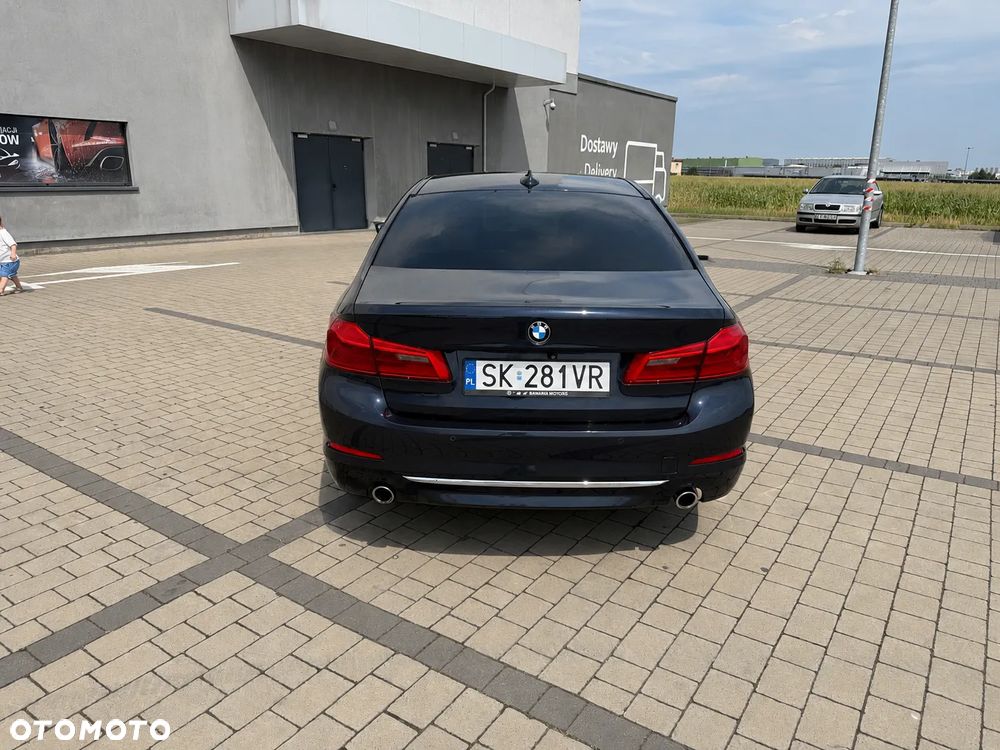 BMW Seria 5 530i xDrive - 8