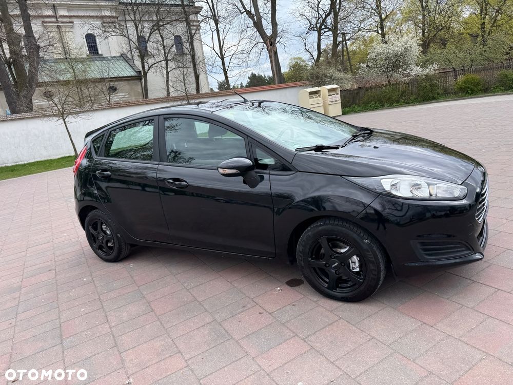 Ford Fiesta 1.6 TDCi Titanium - 23