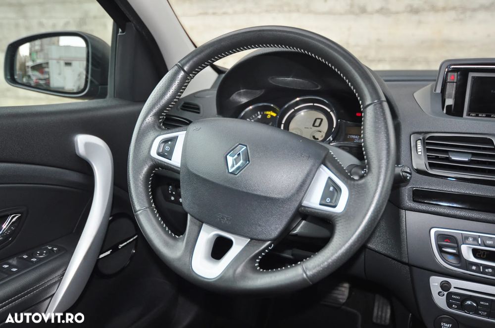 Renault Megane ENERGY dCi 130 Start & Stop Bose Edition - 17