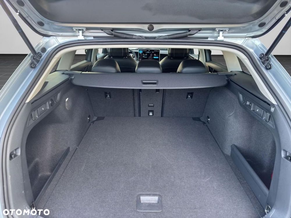 Volkswagen Passat - 7