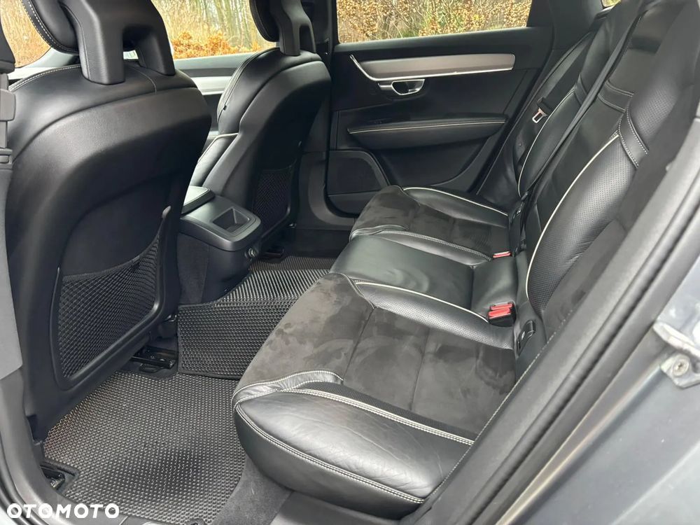 Volvo S90 D4 AWD R-Design - 17