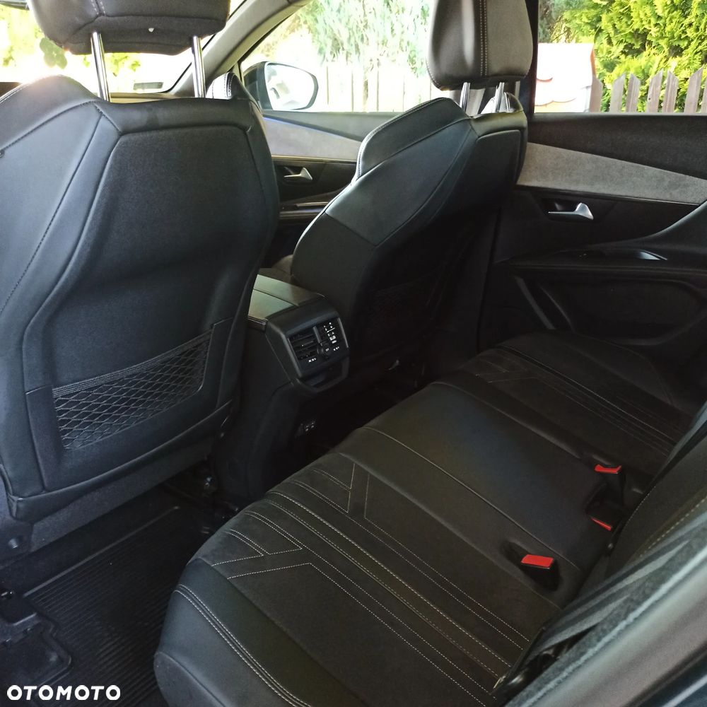 Peugeot 3008 1.2 PureTech GT S&S - 8