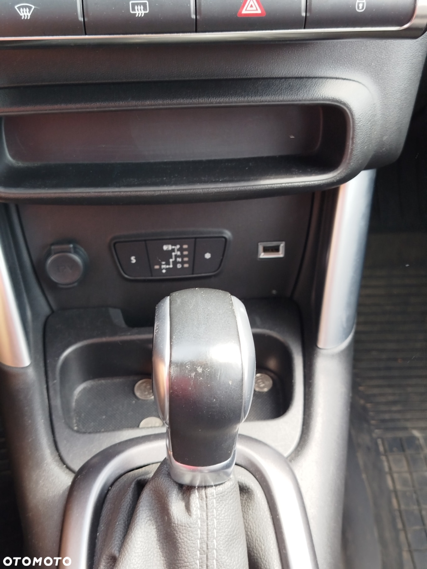 Citroën C3 Aircross 1.2 PureTech GPF Shine S&S EAT6 - 19