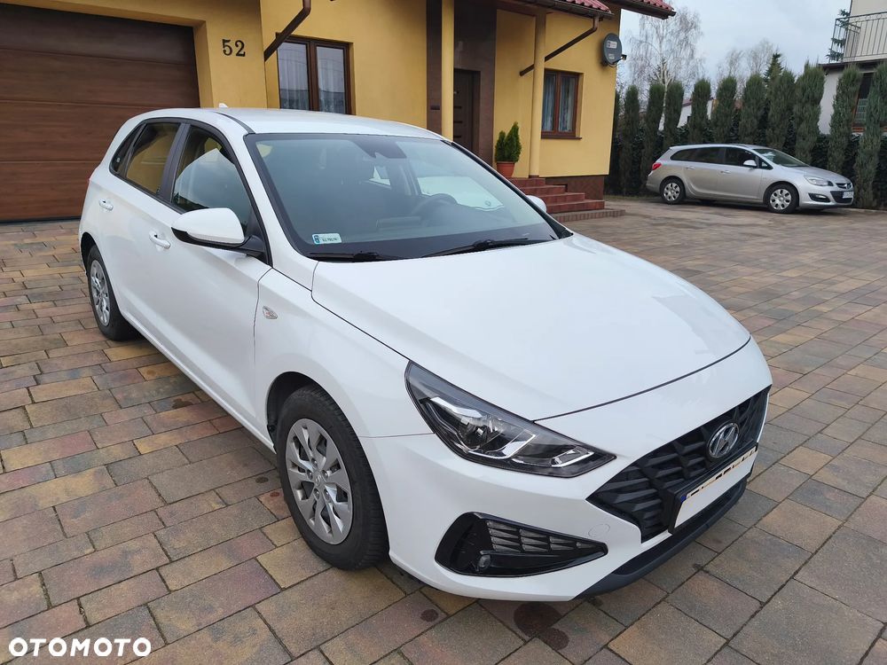 Hyundai i30 1.5 DPI Classic + - 3