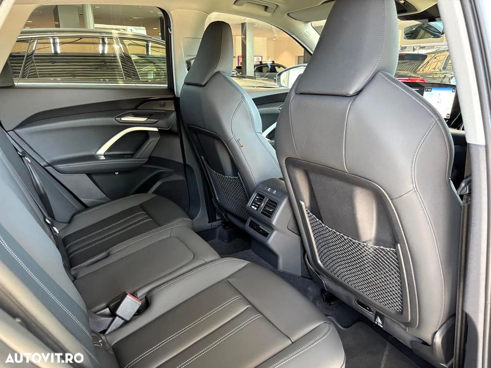Audi Q5 40 TFSI quattro S tronic MHEV - 12