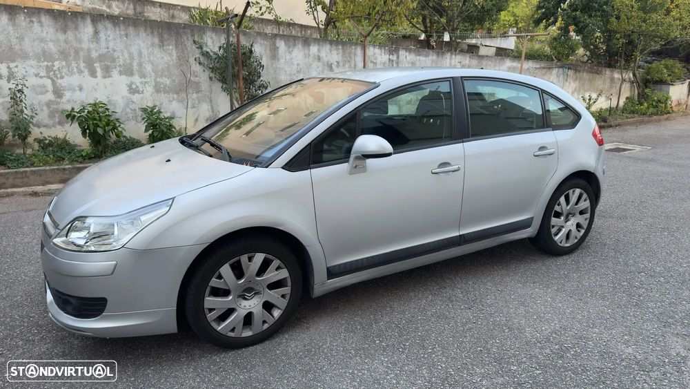 Citroën C4 1.4 16V SX - 9