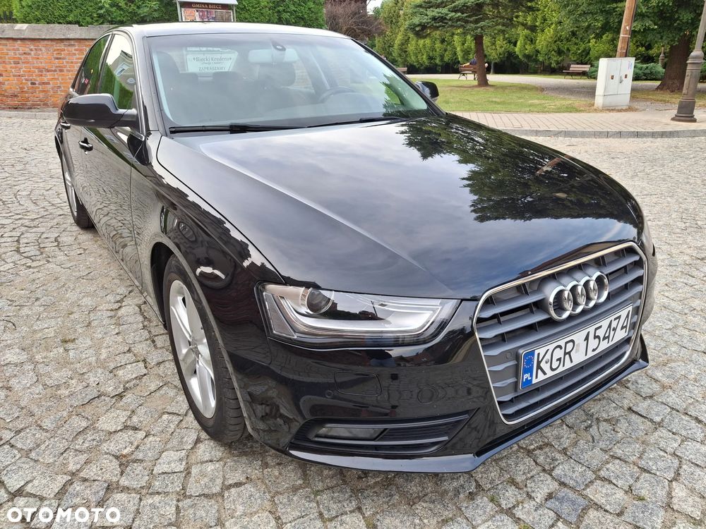 Audi A4 Limousine 2.0 TDI DPF Ambiente - 4
