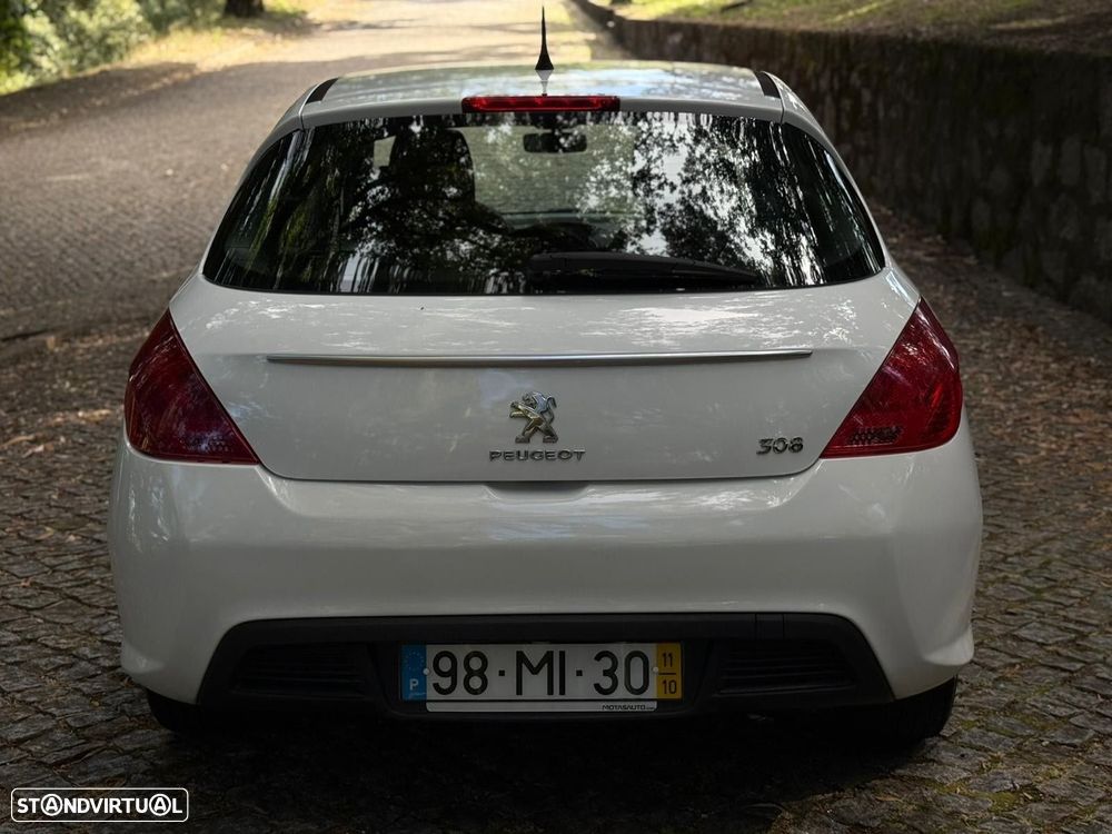 Peugeot 308 1.6 HDi Executive - 6