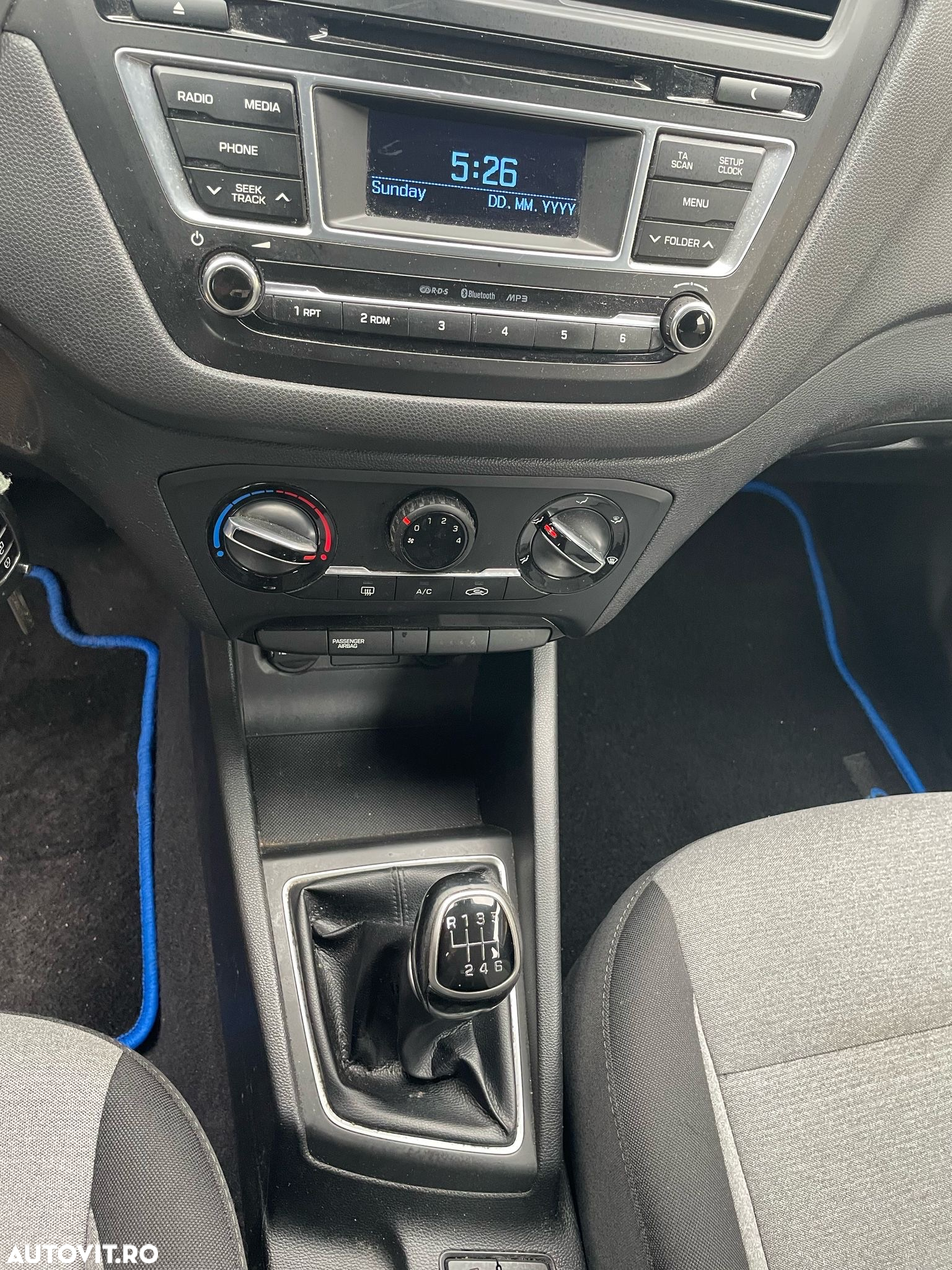 Hyundai i20 1.1 CRDi Style - 9