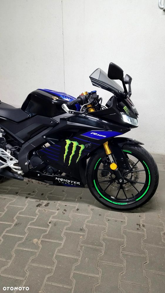 Yamaha YZF - 3