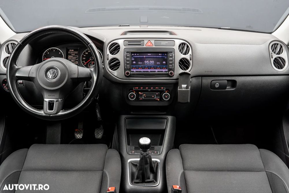 Volkswagen Tiguan 2.0 TDI DPF 4Motion BlueMotion Technology Cup Sport & Style - 8