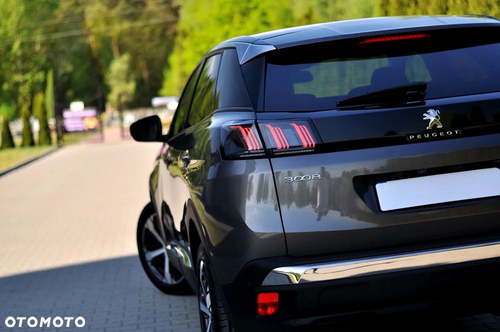 Peugeot 3008 1.2 PureTech Allure S&S EAT8 - 12