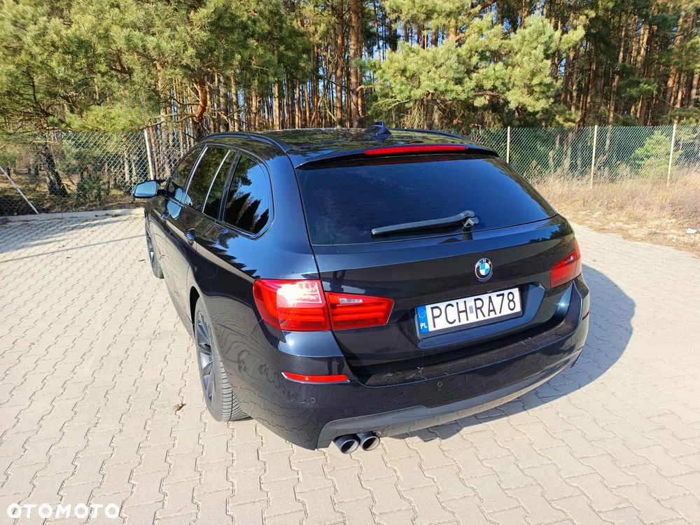 BMW Seria 5 530d xDrive Luxury Line - 17