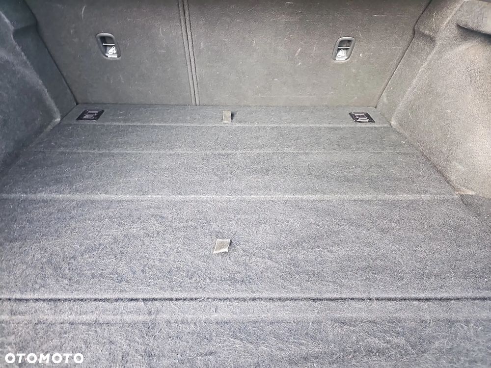 Hyundai i30 1.5 DPI Classic + - 20