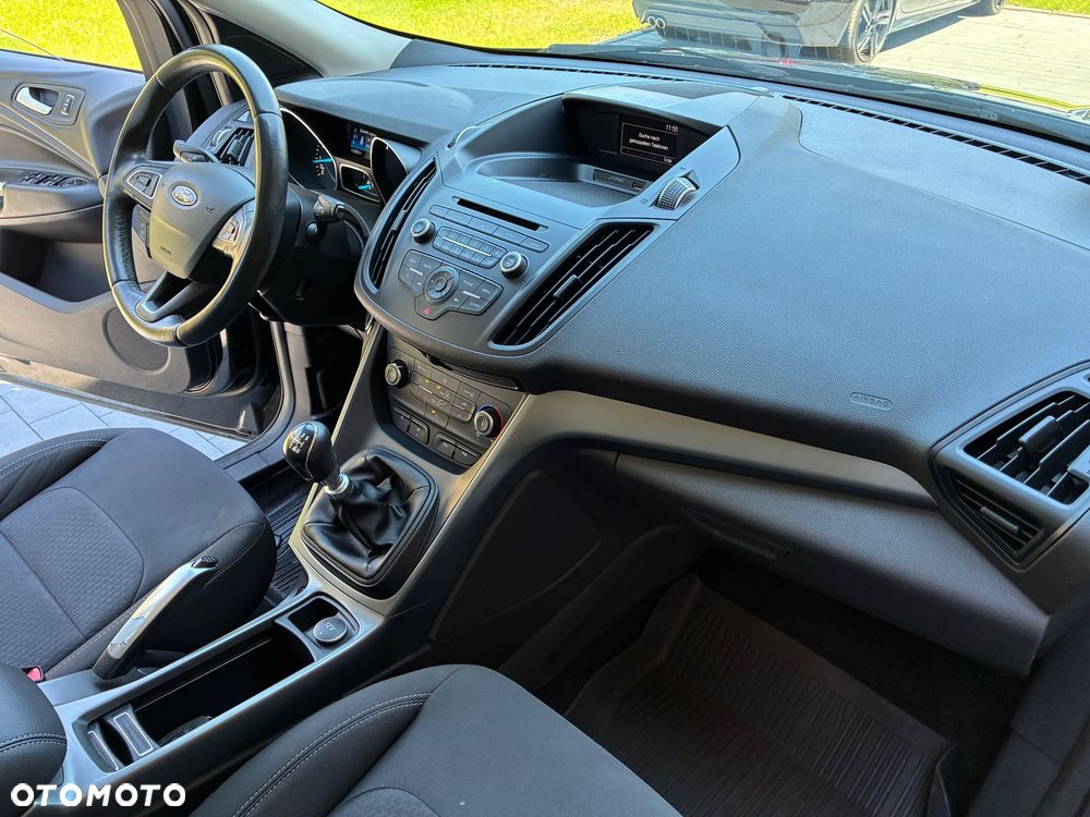 Ford Kuga - 14