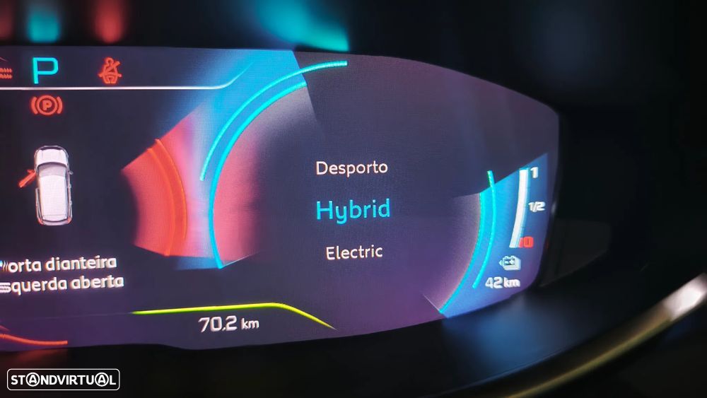 Peugeot 3008 1.6 Hybrid4 GT Line e-EAT8 - 53
