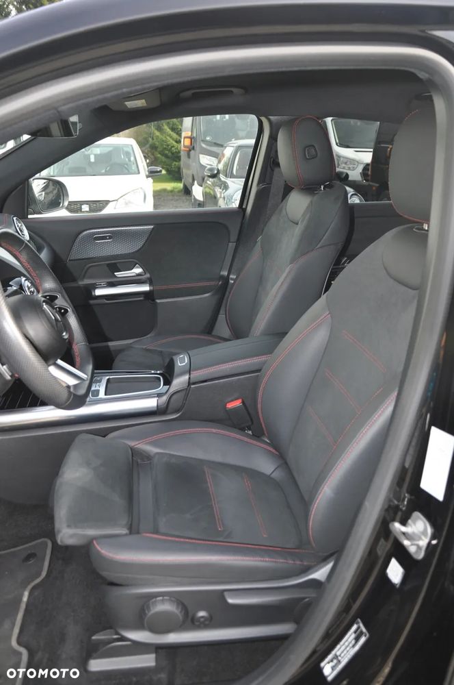 Mercedes-Benz EQA 250+ AMG Line - 26