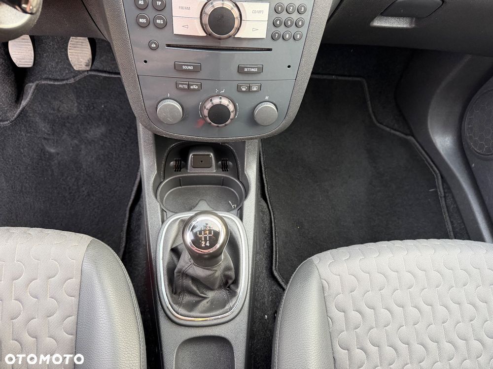 Opel Corsa 1.4 16V Active - 22