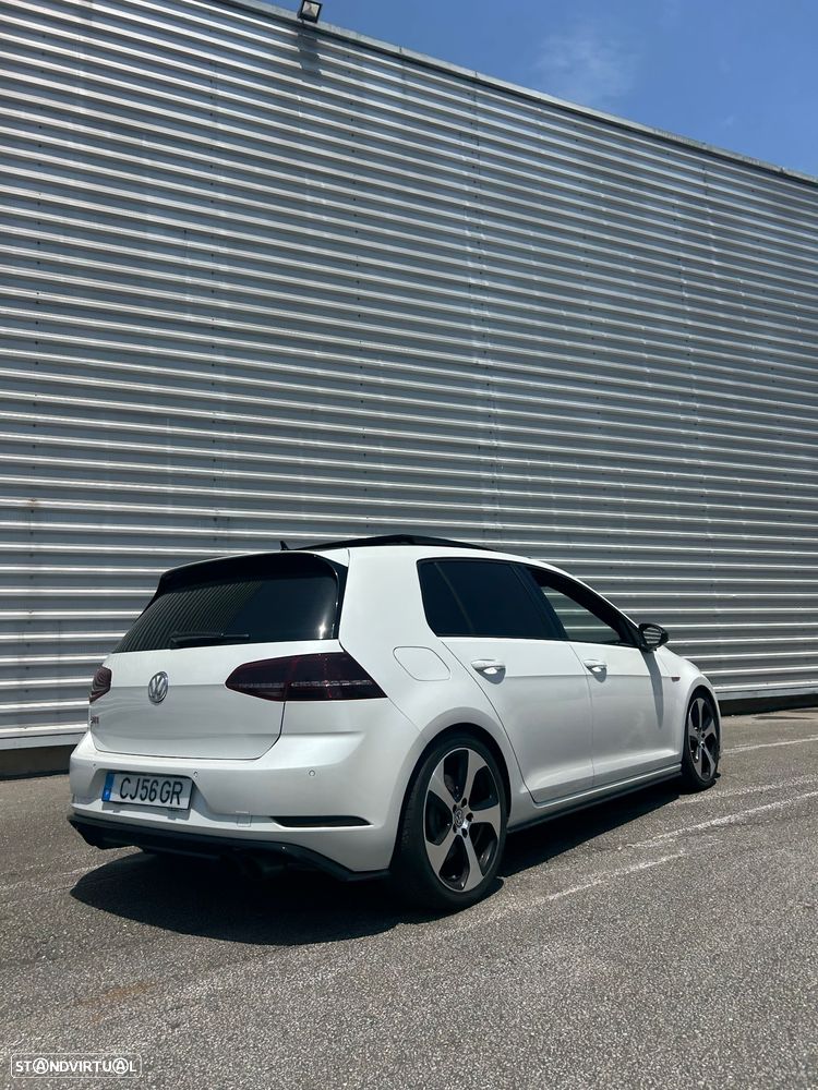 VW Golf 2.0 TSi GTi DSG Performance - 3