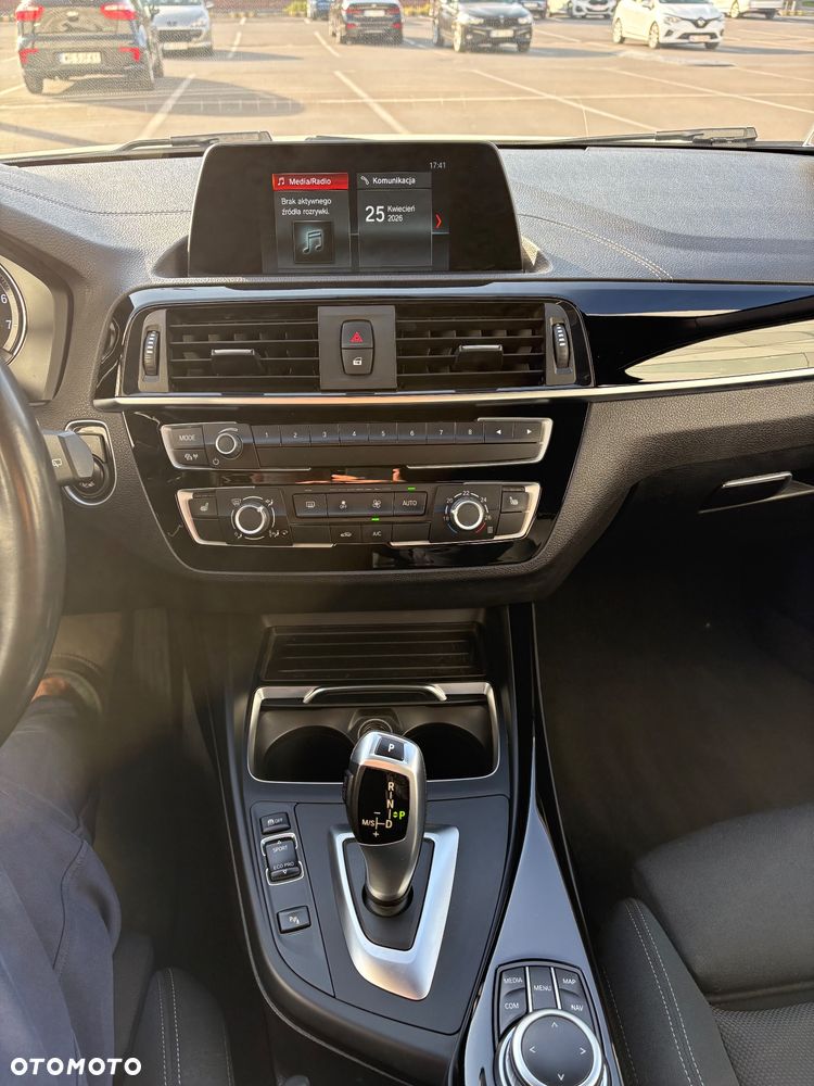 BMW Seria 1 118i GPF Sport Line - 10
