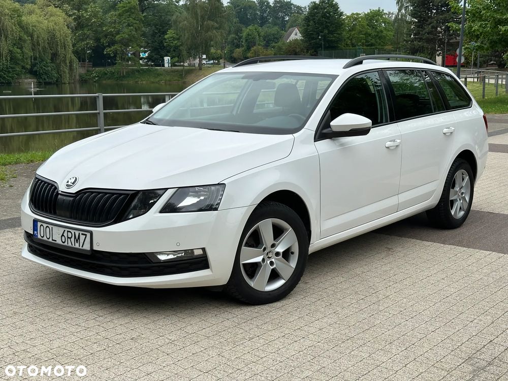 Skoda Octavia 2.0 TDI Premium Edition - 1