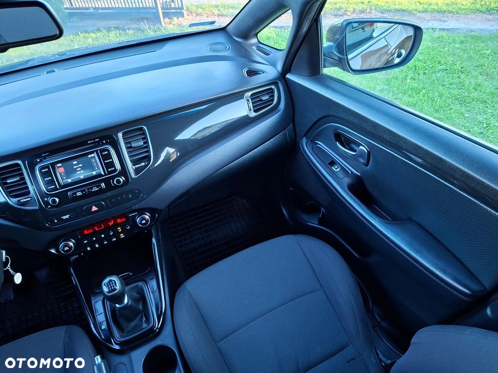 Kia Carens 1.7 CRDi XL - 33