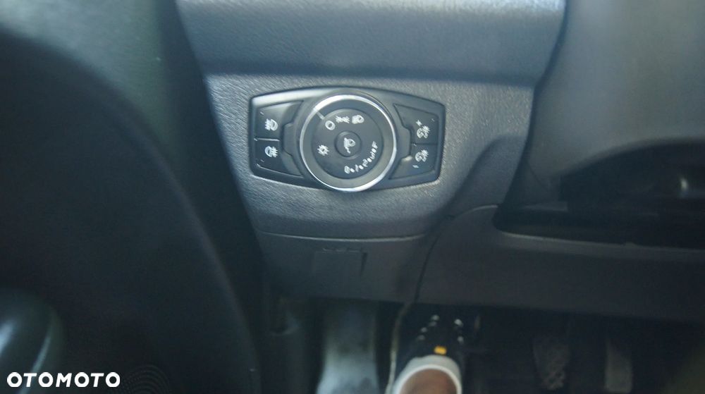 Ford TRANSIT COURIER - 21