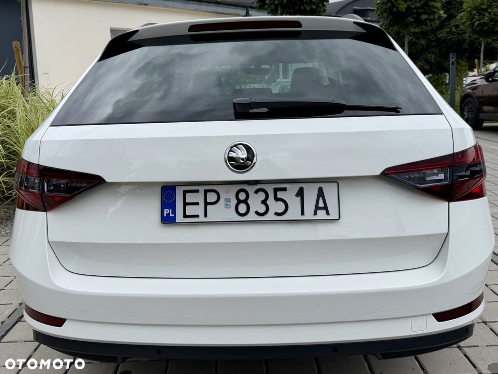 Skoda Superb 2.0 TDI Ambition - 7