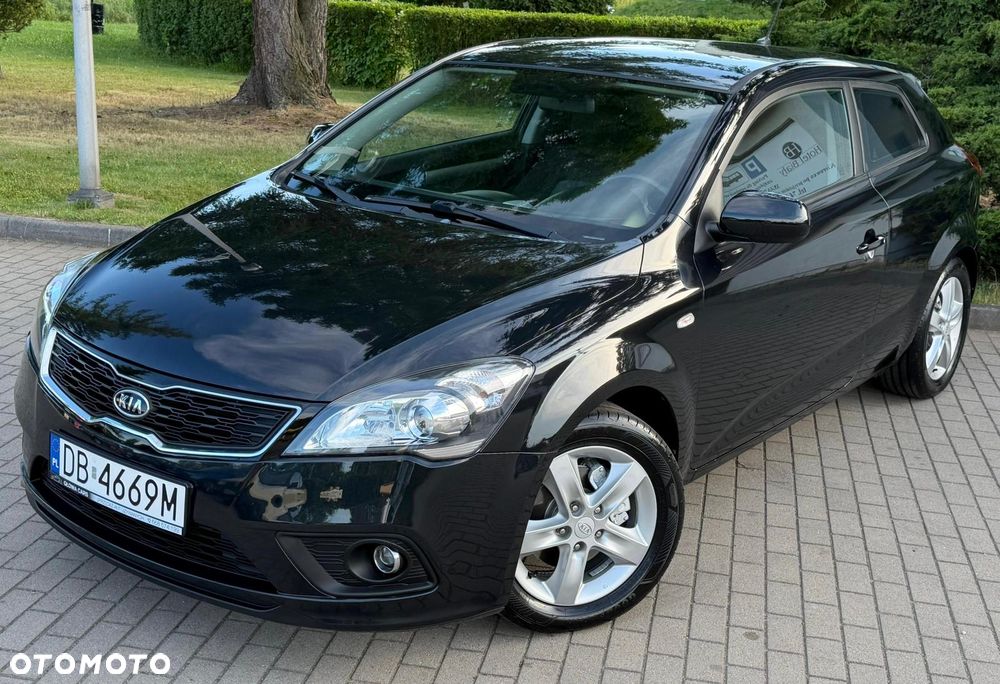 Kia ProCeed 1.4 CVVT Dream-Team Edition - 25